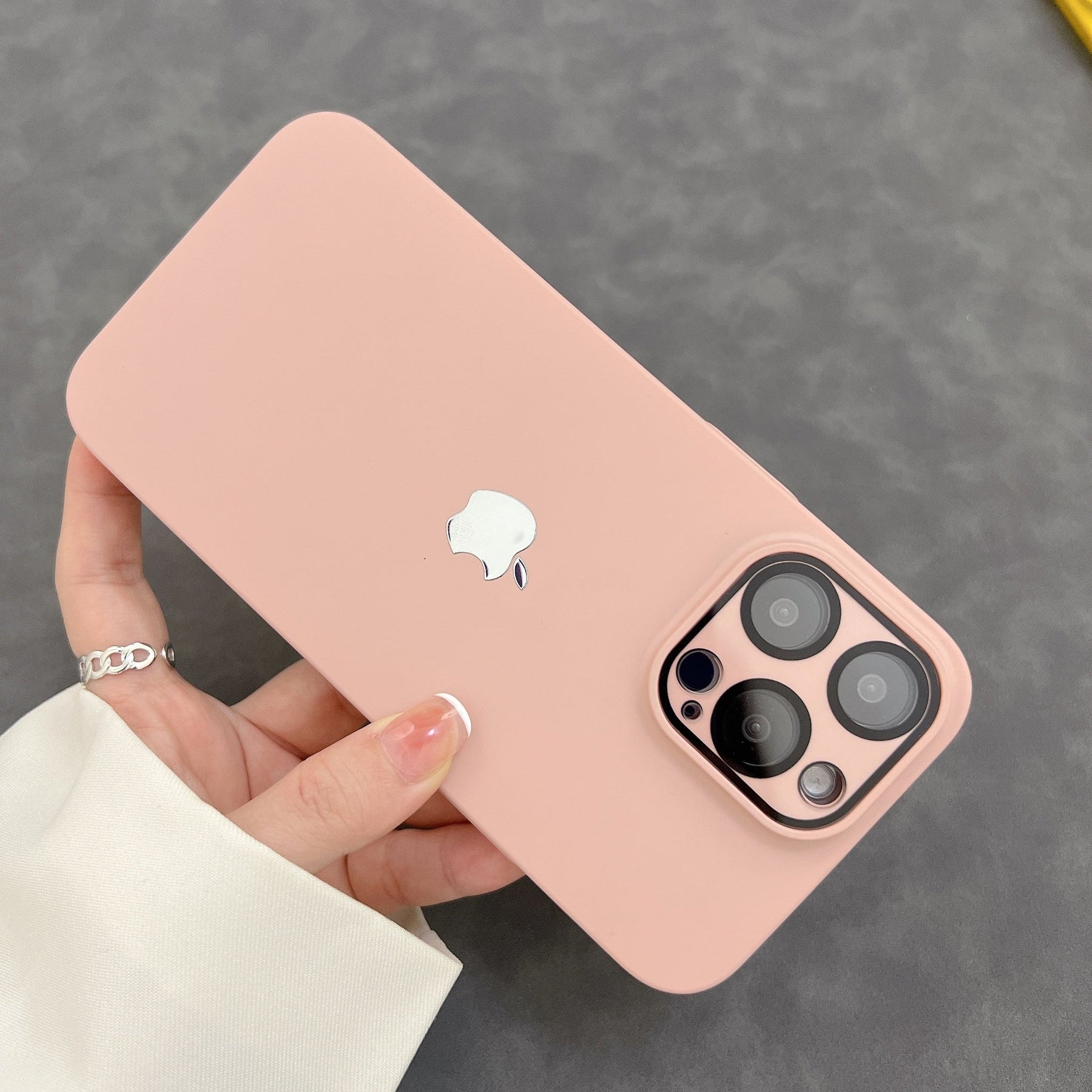 Case / Capinha Iphone Slim Track(13 ao 15 ProMax)