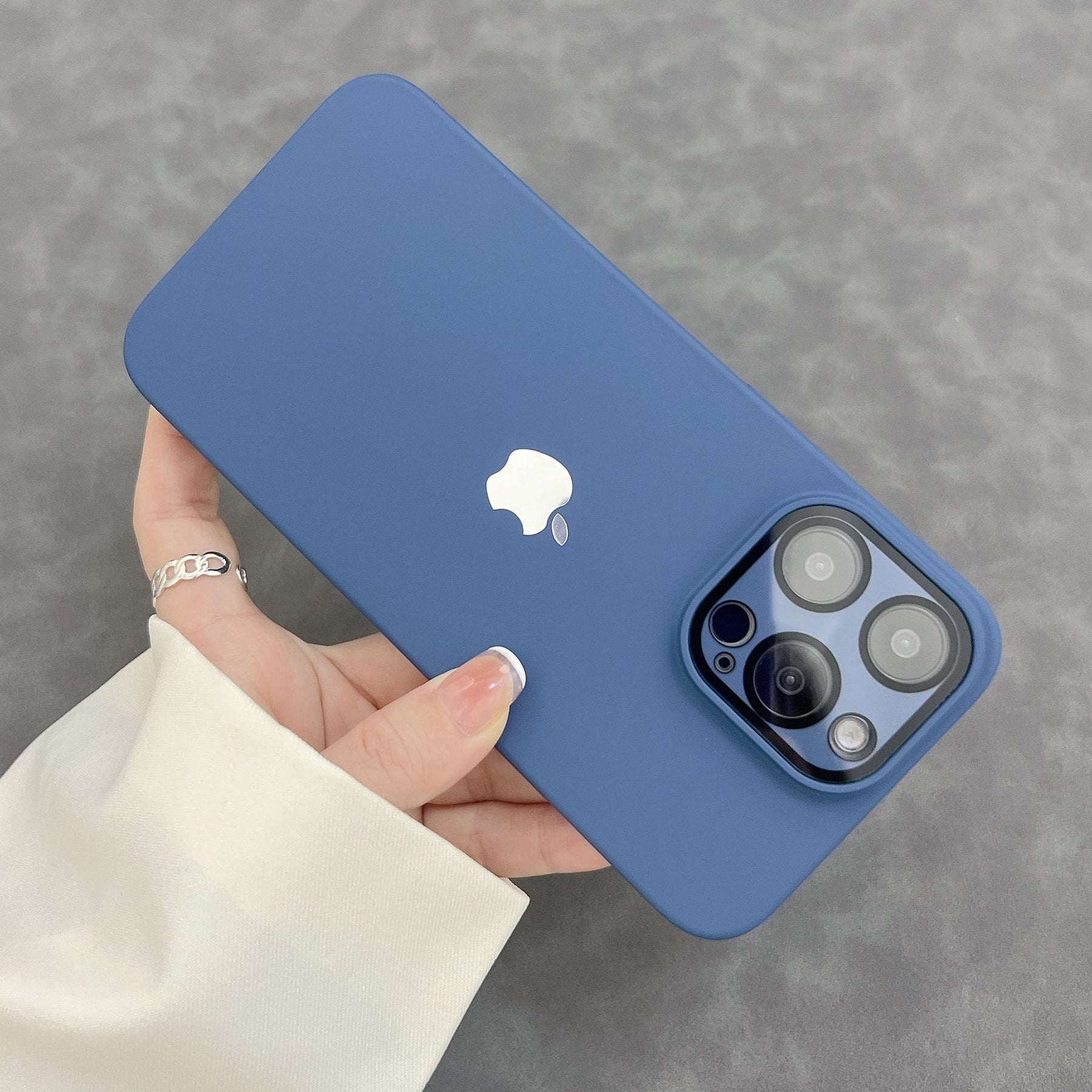 Case / Capinha Iphone Slim Track(13 ao 15 ProMax)