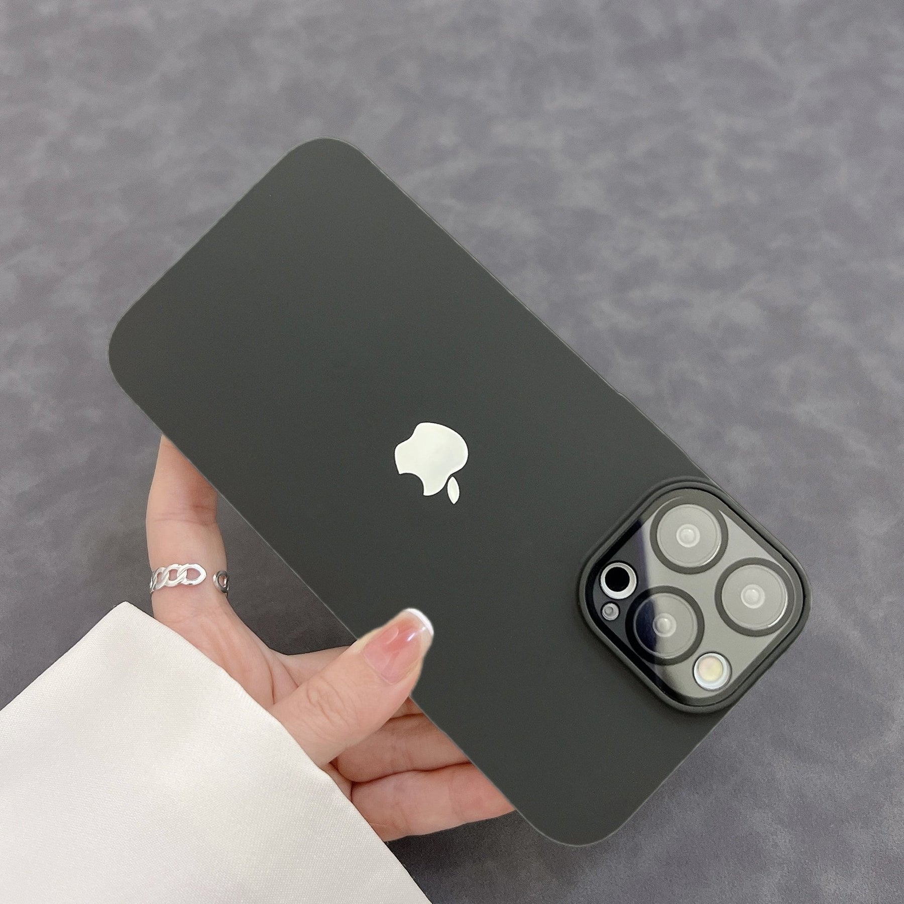 Case / Capinha Iphone Slim Track(13 ao 15 ProMax)