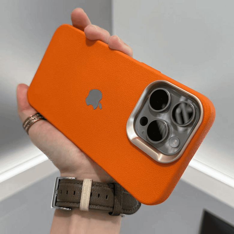 Case / Capinha Iphone Soft Couro (11 ao 13 Pro max)